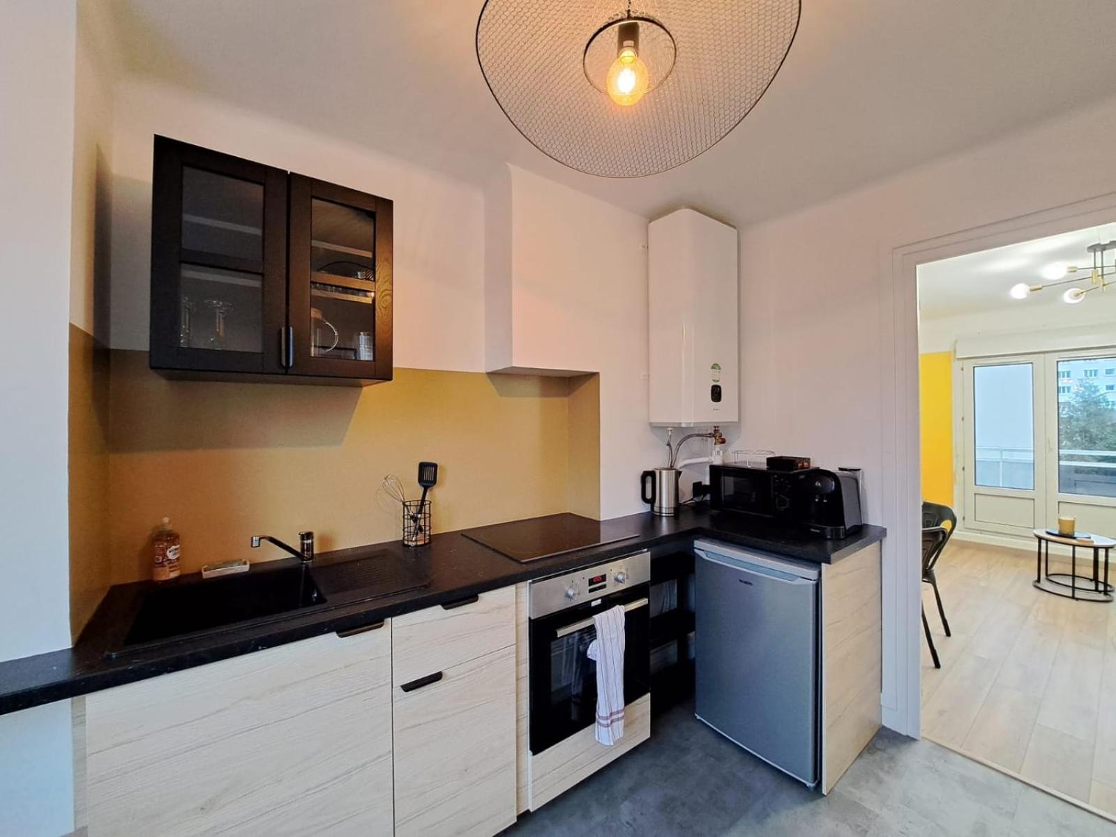 Appartement Cosy Au Coeur De Реймс Экстерьер фото