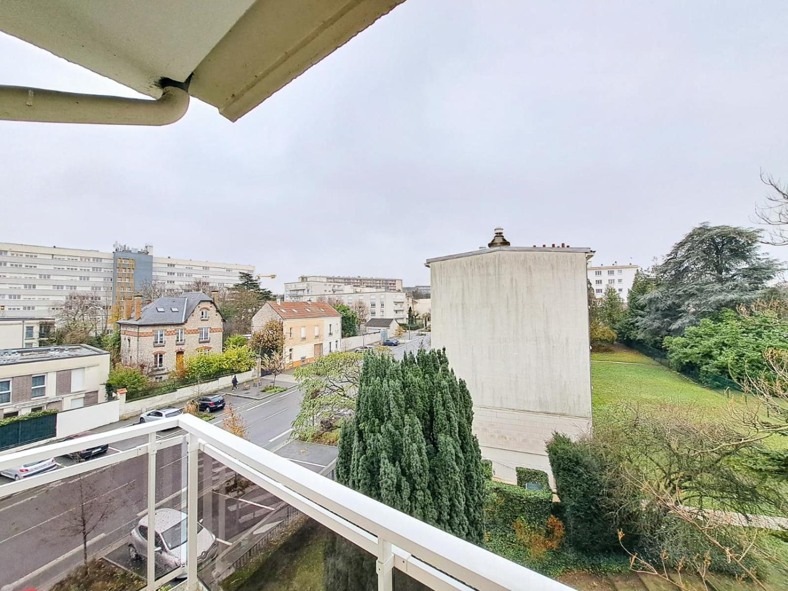 Appartement Cosy Au Coeur De Реймс Экстерьер фото